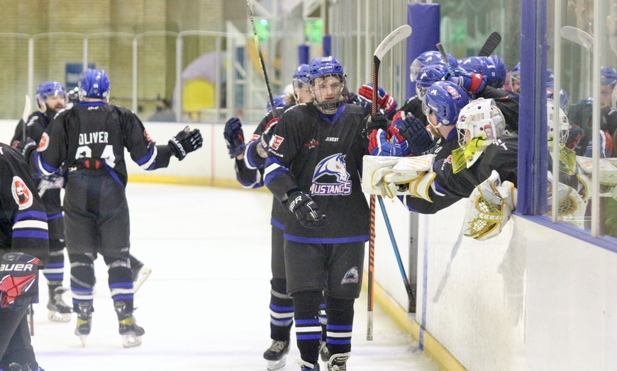 Image 9: Invicta Mustangs Ice Hockey