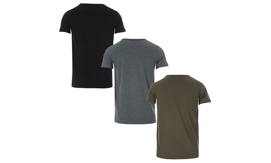 Image 3: Men's Three-Pack T-Shirt