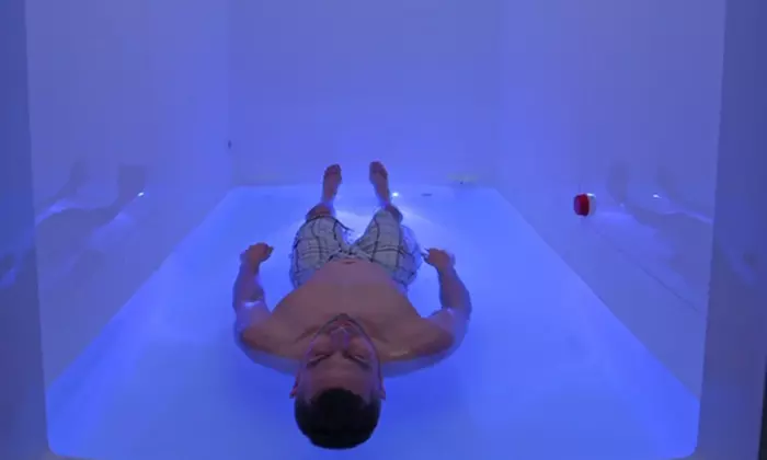 One 60-Minute Floatation Therapy Session at Quantum Float & Salt Cave (C$70 Value) - Primary Image