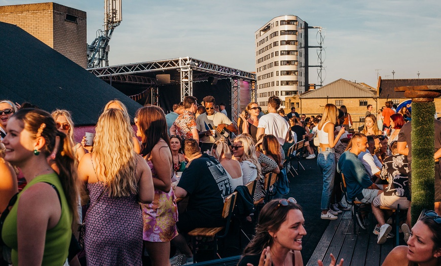 Image 2: UKG Brunch – Rooftop Session at Dalston Roofpark