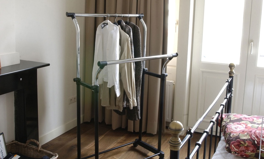 Image 6: Mobile Clothes Rack