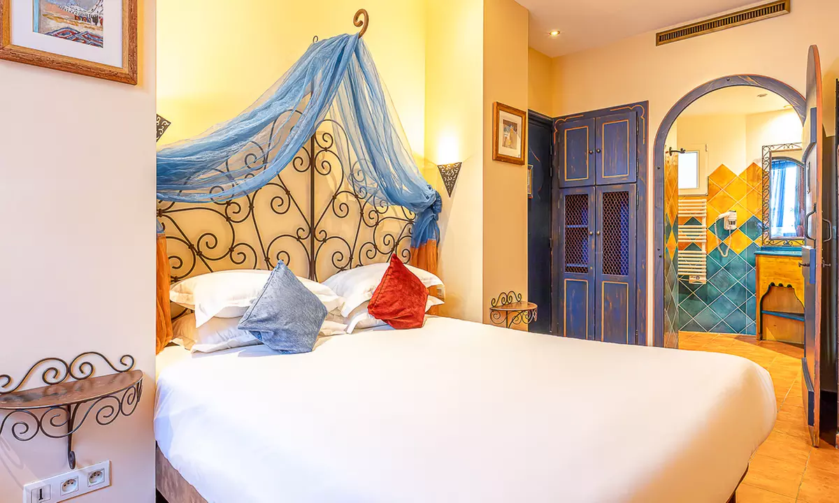 Paris: Klassisches Doppelzimmer mit Frühstück