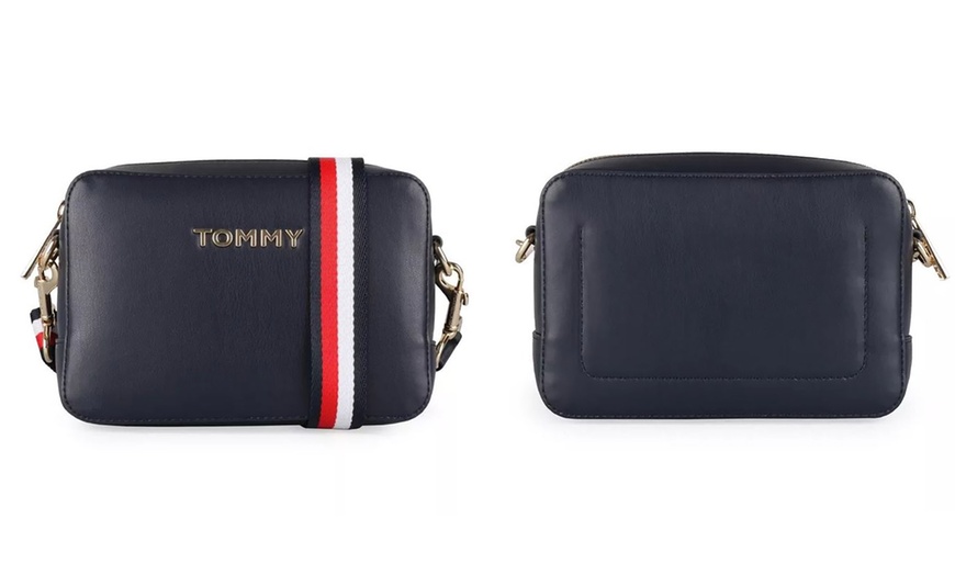 Image 20: Tommy Hilfiger Bag Selection