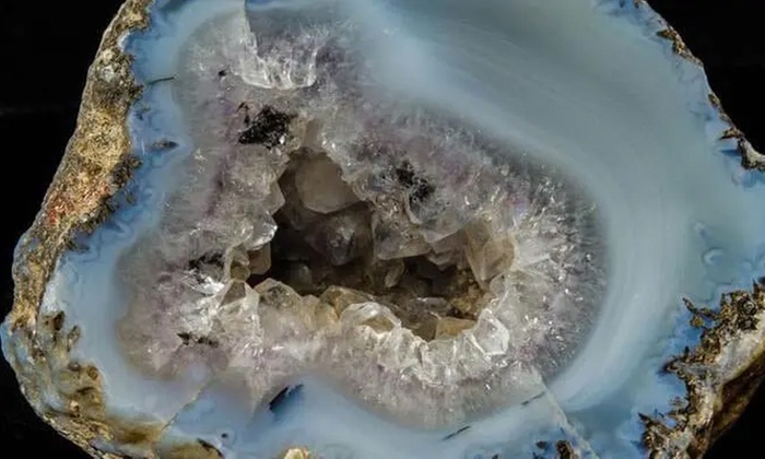 Lithothérapie : l’art des pierres pour éveiller l’équilibre intérieur