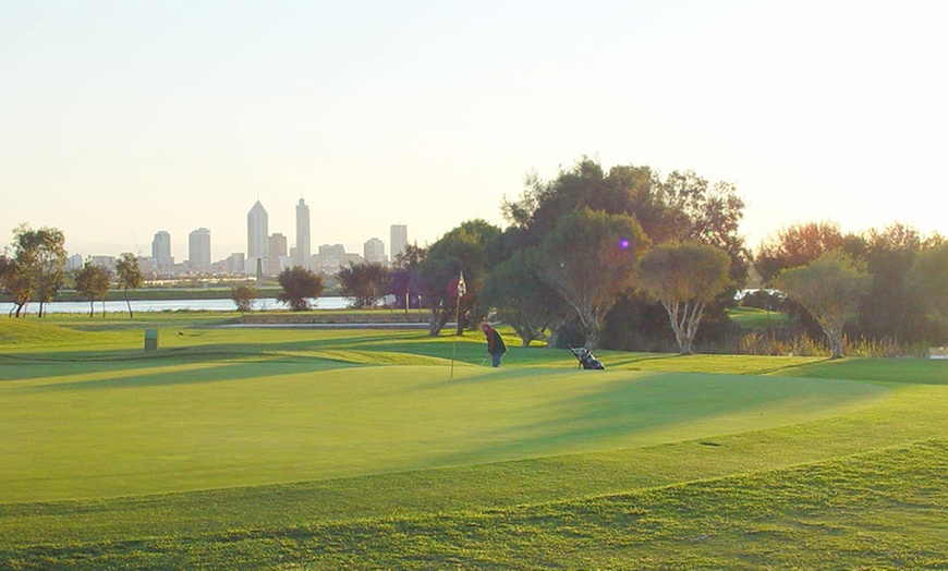 Image 2: WA Golf Voucher Book App