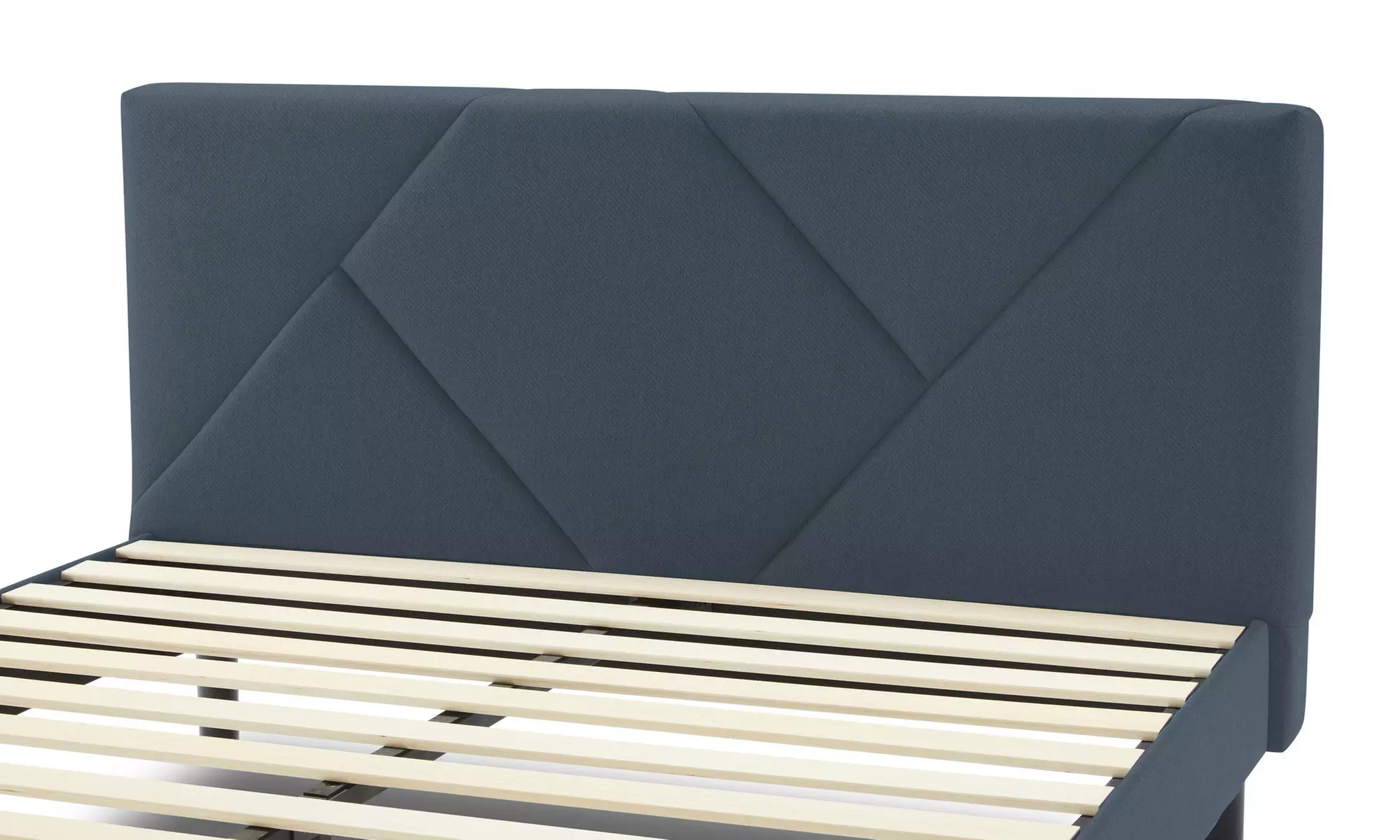 Letto imbottito in tessuto con doghe in legno e vano contenitore