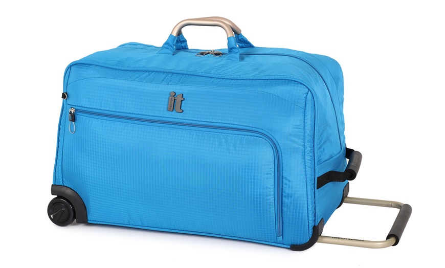 Image 8: It Luggage Lightweight Trolley