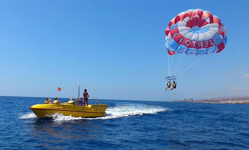 Image 2: Vuelo en parascending para 2