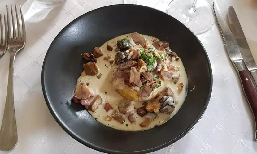 Menu pour 2 personnes à l'Auberge Fleurie