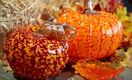 Craft Stunning Glass Art in Interactive Classes w/ Professional Guide!