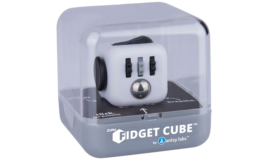 Image 8: Zuru Fidget Cube