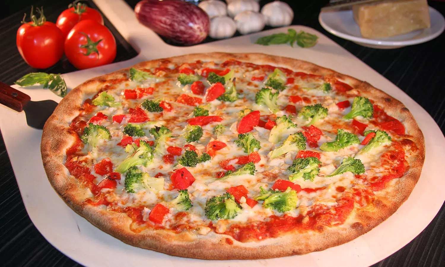 $10 for Italian Food at Full Circle Pizza ($15 Value) - Primary Image