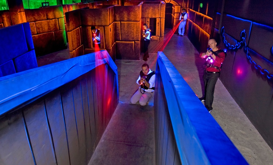 Image 4: Karting, Laser Tag and Sim-Racing