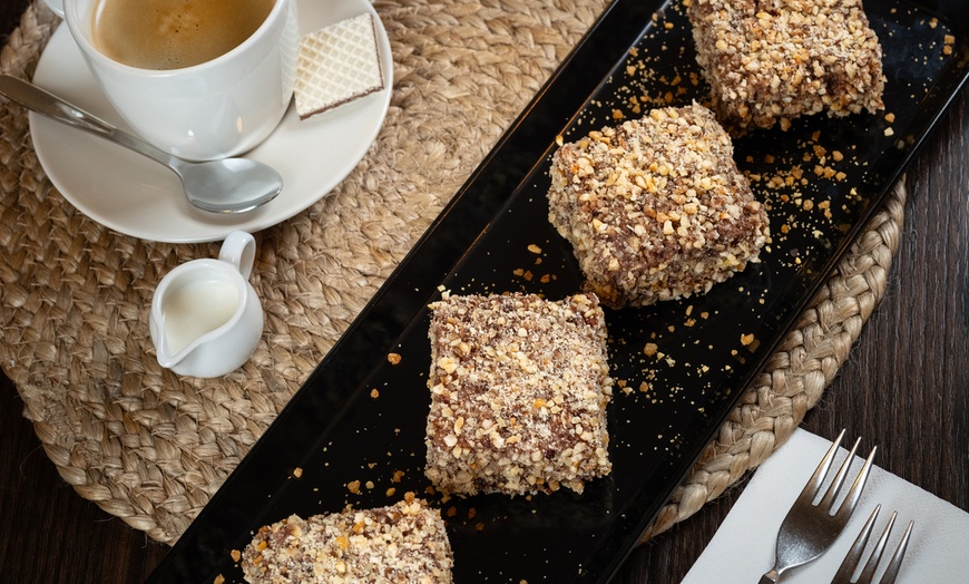 Image 1: Bis zu 32% Rabatt auf den Kuchen bei Café Eppendorf