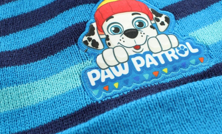 Image 5: Bonnet avec pompon Paw Patrol, Mickey ou Minnie