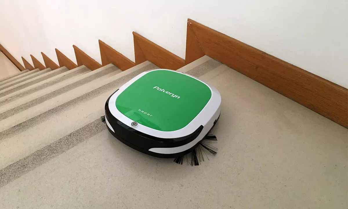 Aspirador robot Beper con 3 toallitas incluidas - Primary Image