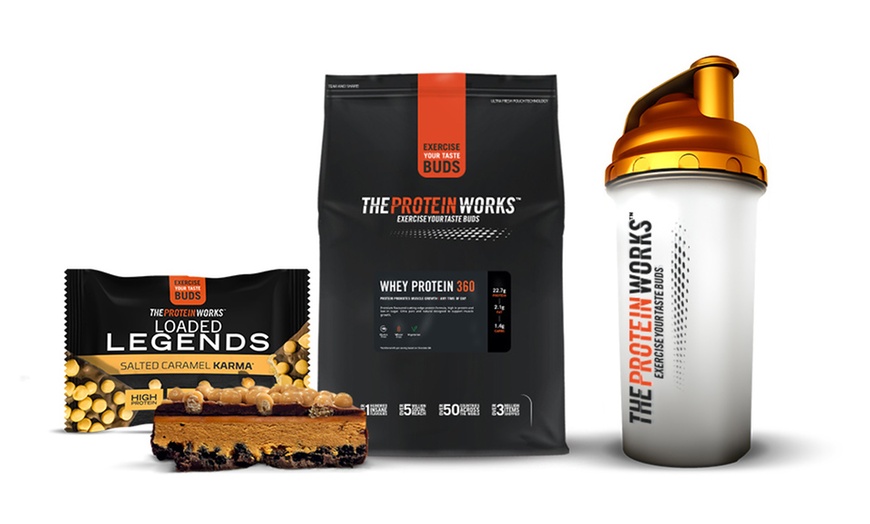 Image 2: The Protein Works Whey Protein 360 Bundle