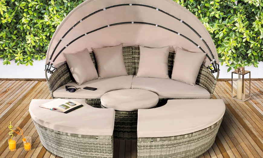 Image 6: Rattan Sun Island Furniture Set