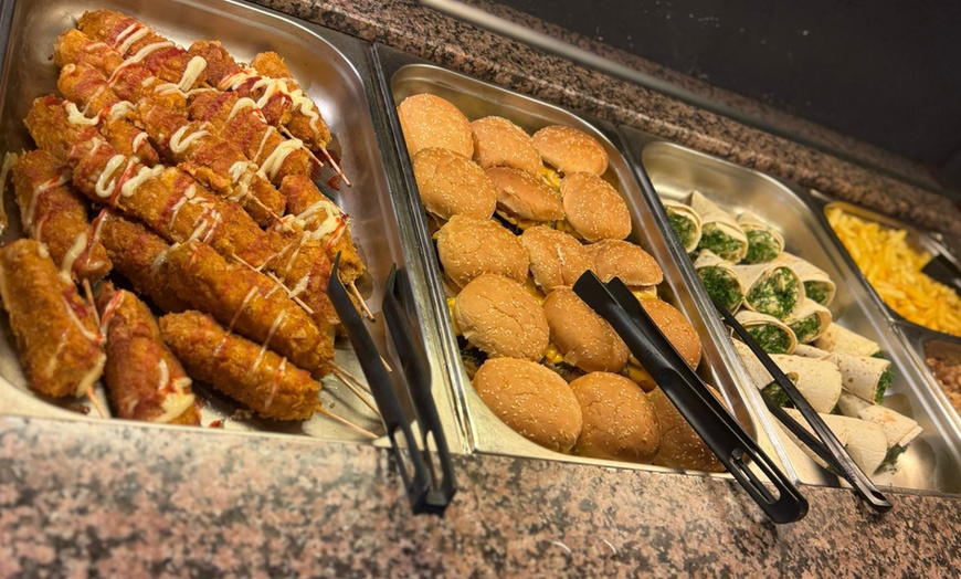 Image 2: Sonntagsbrunch mit Buffet und Sektempfang für 2 oder 4 Personen
