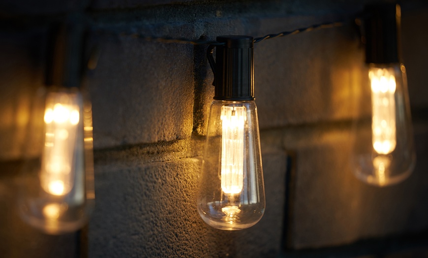 Image 2: 10, 20 or 40 LED Vintage-Style Solar Edison Bulbs