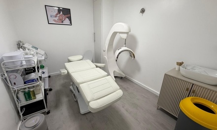 Professional Clinic Hydro Diamond Facial - Skinneon Beauty Clinic