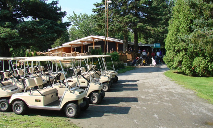 Image 3: Golf Round with Cart