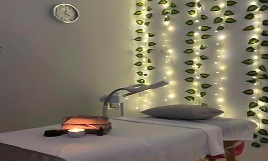 Image 2: Pampering Packages: Relaxing Facial, Body Treatment or Body Ritual 