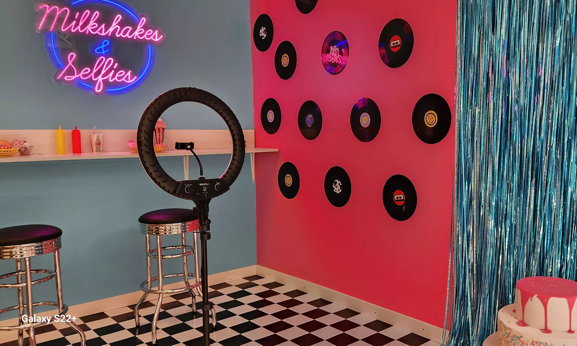 Capture stunning photos at Self Selfie Museum with Adult and Child Admission options, featuring immersive booths up to 25% - Primary Image
