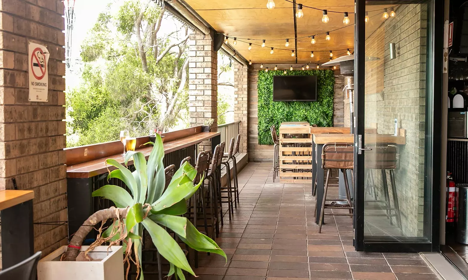 Up to 49% Off on Australian Cuisine at The Racquet Club Elanora