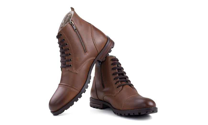 Image 16: Men's Fleece-Lined Leather Boots