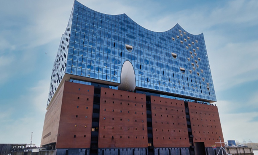 Image 3: Hamburg-Tour – Speicherstadt, Elbphilharmonie & Westfield-Center