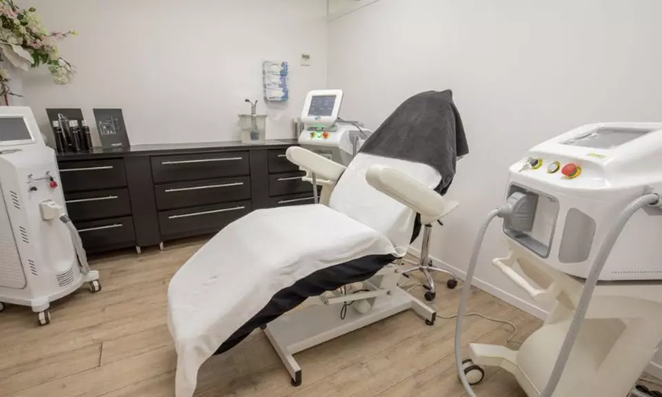 Frisse, gezonde nagels: laserbehandelingen tegen kalk/schimmelnagels