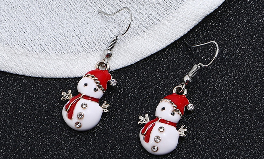 Image 4: Christmas-Themed Earrings