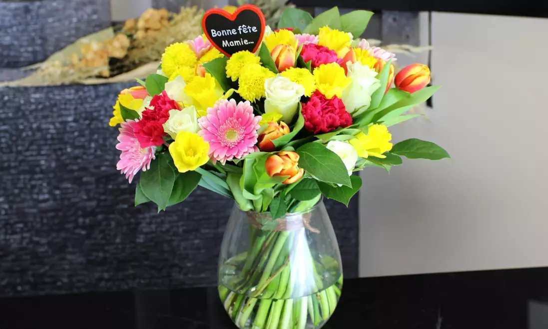 Bouquet de fête des grands-mères avec Kokomo (jusqu'à 55% de réduction) - Primary Image