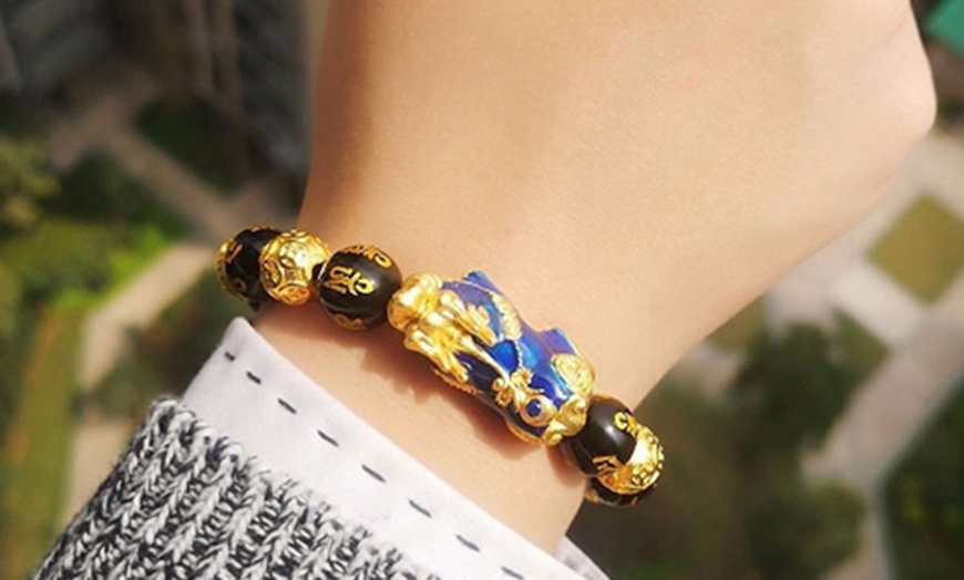 Image 1: Chinese Feng Shui Bead Bracelet