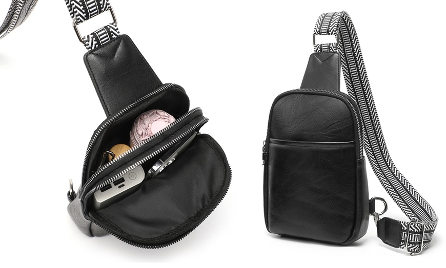 Image 12: Unisex Convertible Multi-Wear Chest Bag