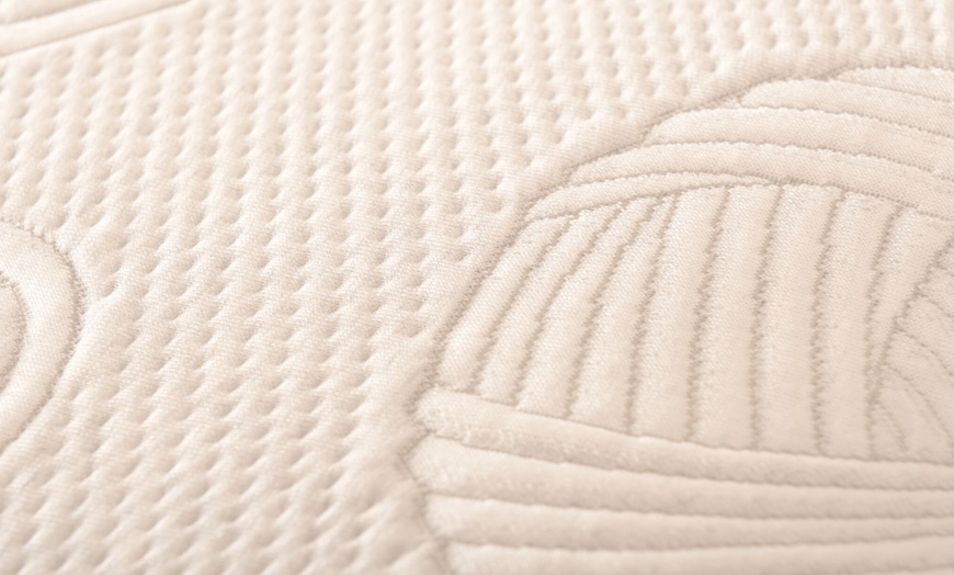 Image 2: Wool Knit Pocket Sprung, Foam and Woollen Fillings Mattress