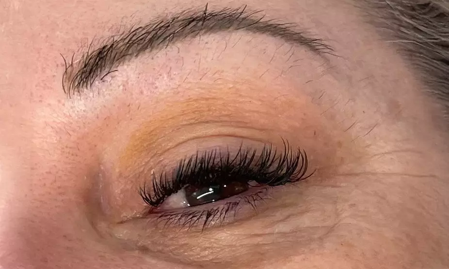 Classic or Volume Full Set of Eyelash Extensions with One Touch-Up