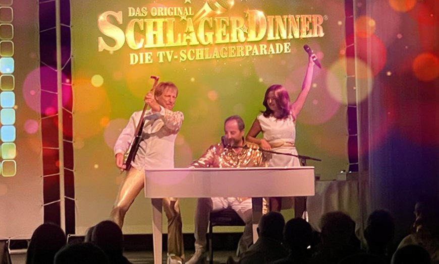 Image 7: Ticket für das Schlagerdinner mit 3- oder 4-Gänge-Menü