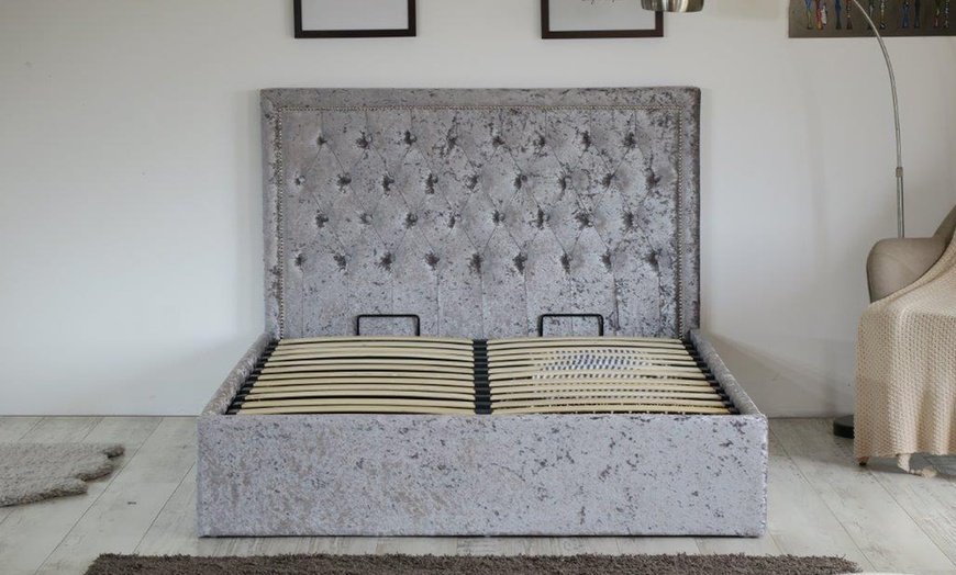 Image 7: Upholstered Ottoman Bed