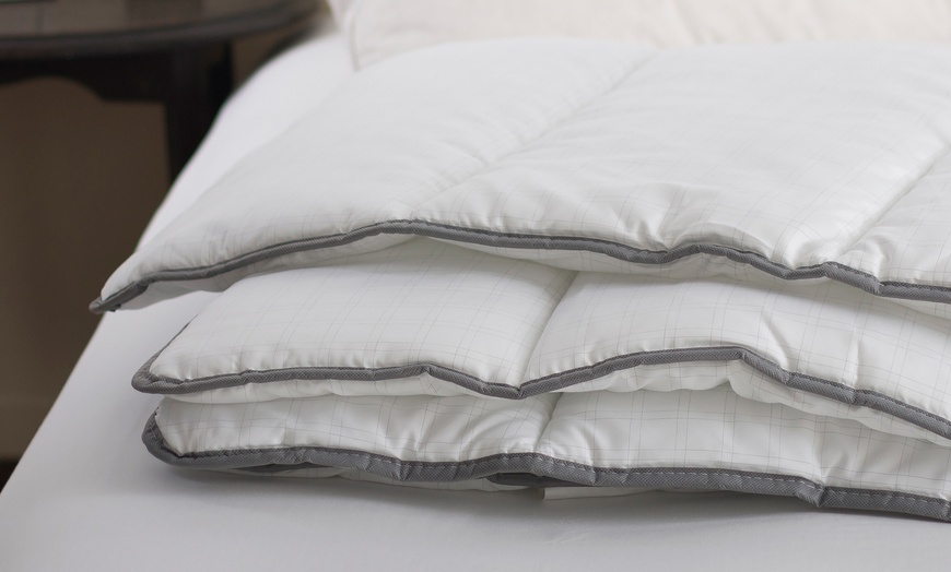 Image 3: Sealy Select Balance Duvet