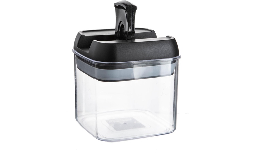 Image 7: Argon Tableware Flip Lock Plastic Storage Container 500ml