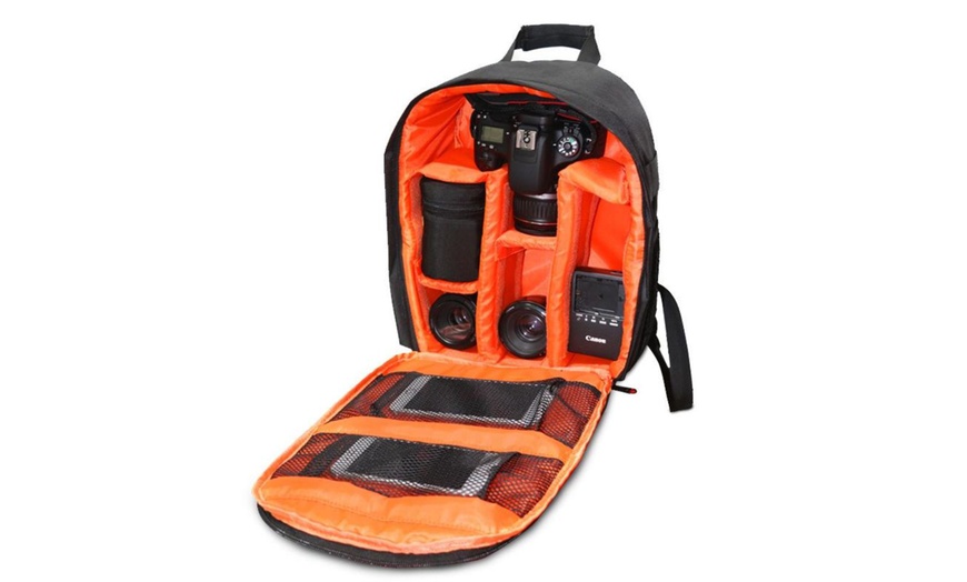 Image 6: Anti-Theft Camera Backpack