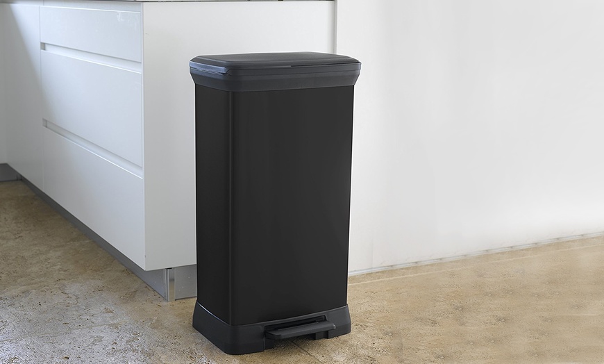 Image 7: Curver 50L Deco Pedal Bin