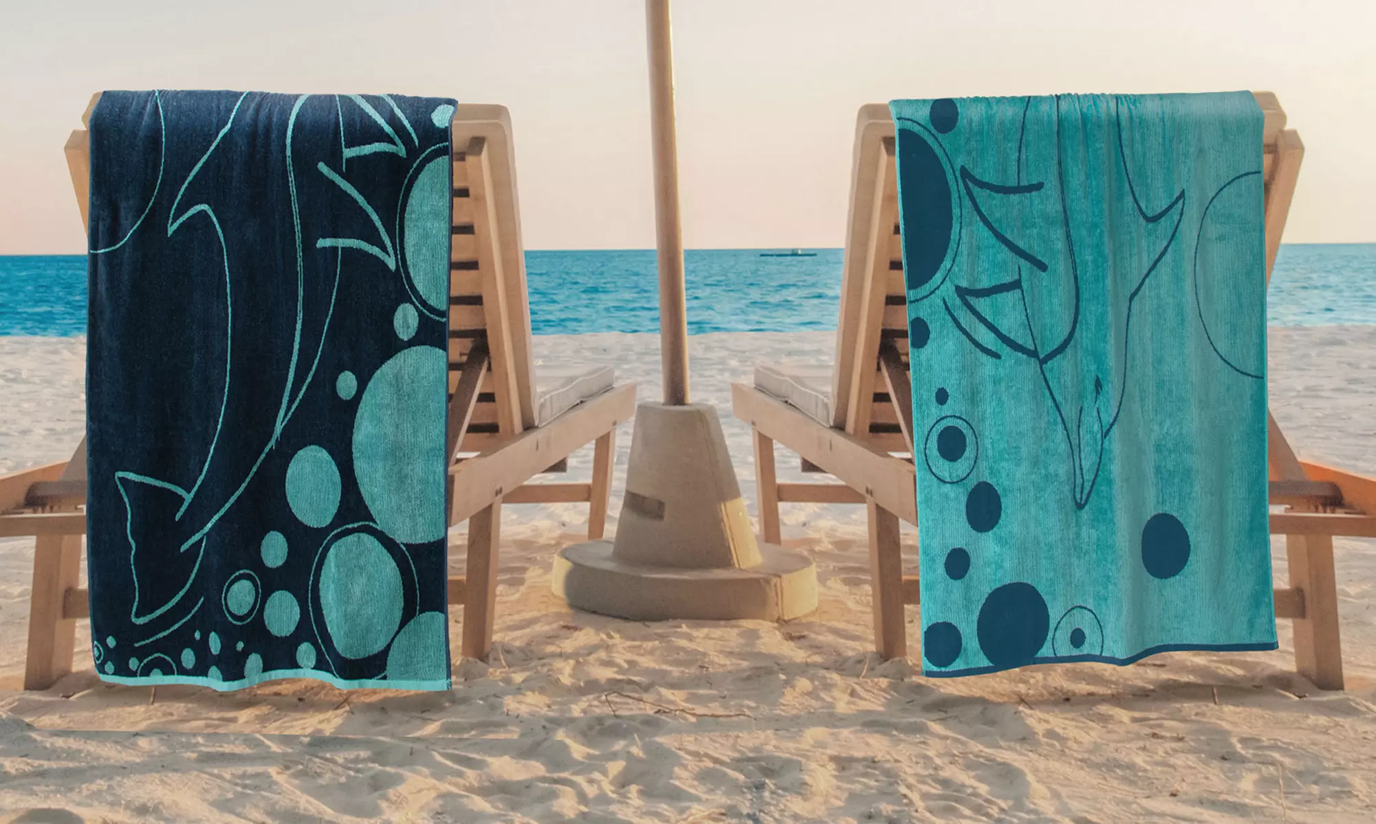 Egyptian Cotton Oversized Beach Towel (2-Pack) - Primary Image