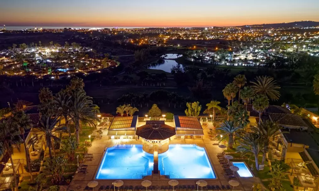 Circuito spa de 90 minutos con tratamientos adicionales a elegir