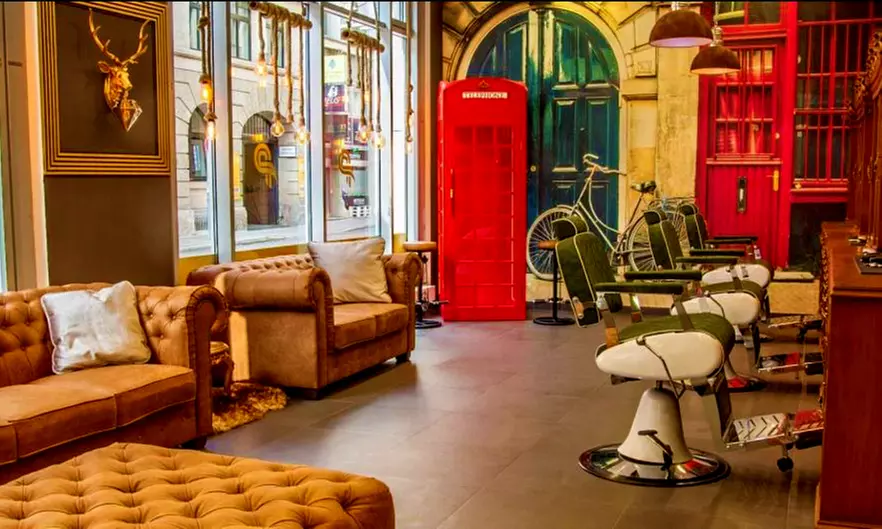 Damen & Herren: Waschen, Schneiden & Styling inkl. Pflege für 1 Person (bis zu 42% sparen) - Primary Image