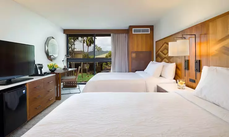 Stunning ocean views overlooking Wailua Bay!