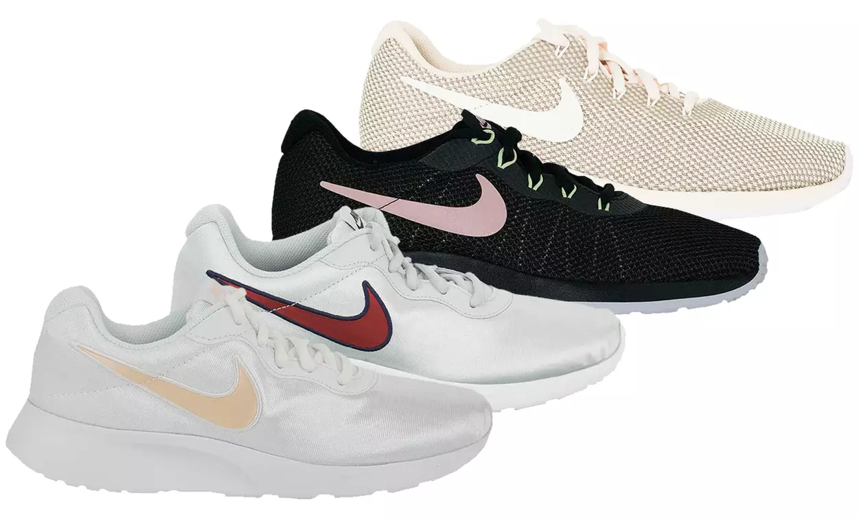 Nike Women's Tanjun Running Shoes - Primary Image