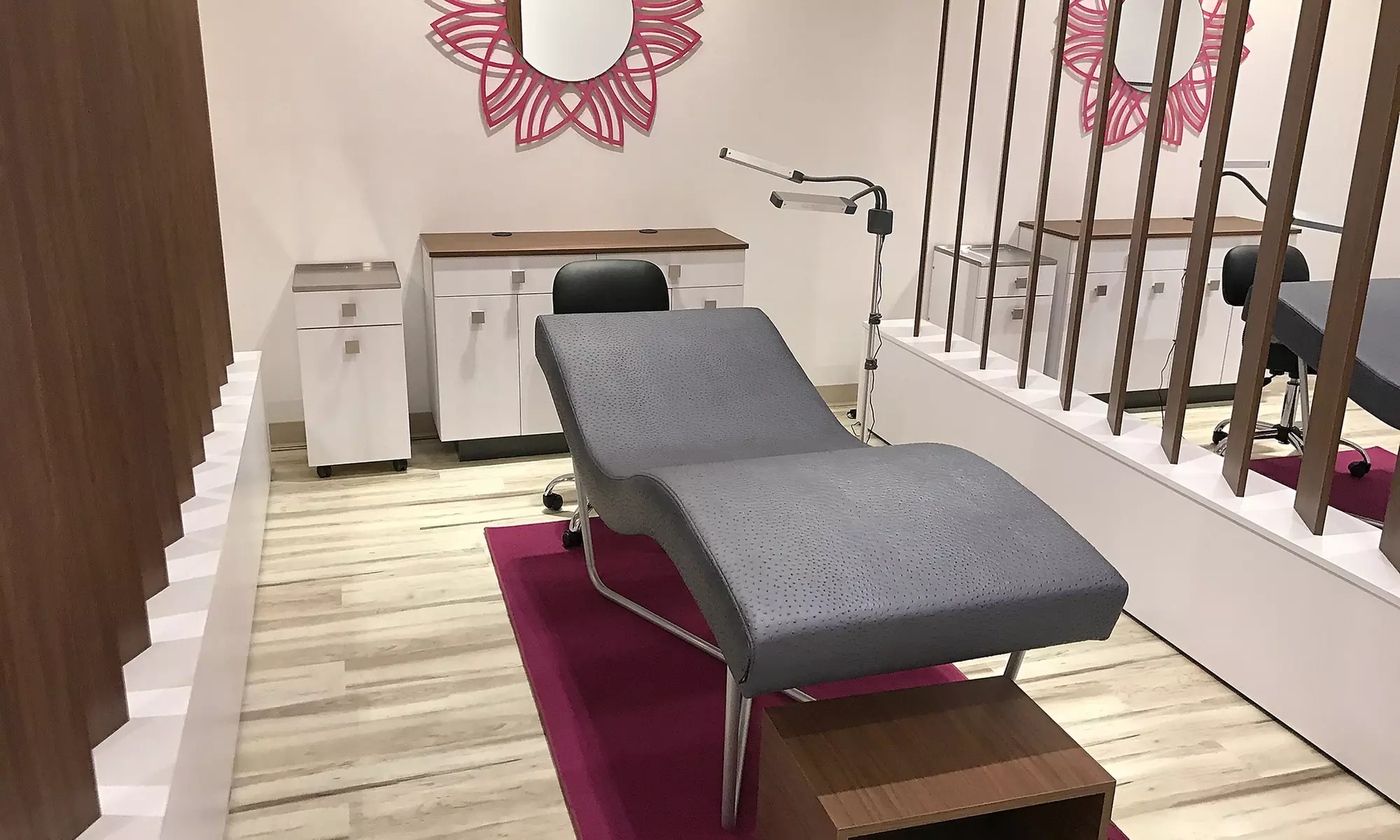 Up to 45% Off Eyelash Extensions at Deka Lash